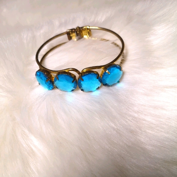 Vintage gold tone pasted faux gems - Picture 1 of 1